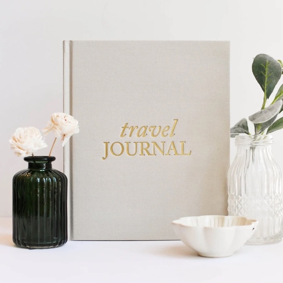 Duncan and Stone Linen Travel Journal: Gold Foil Adventure Book, Photo Album - Picture 1 of 8
